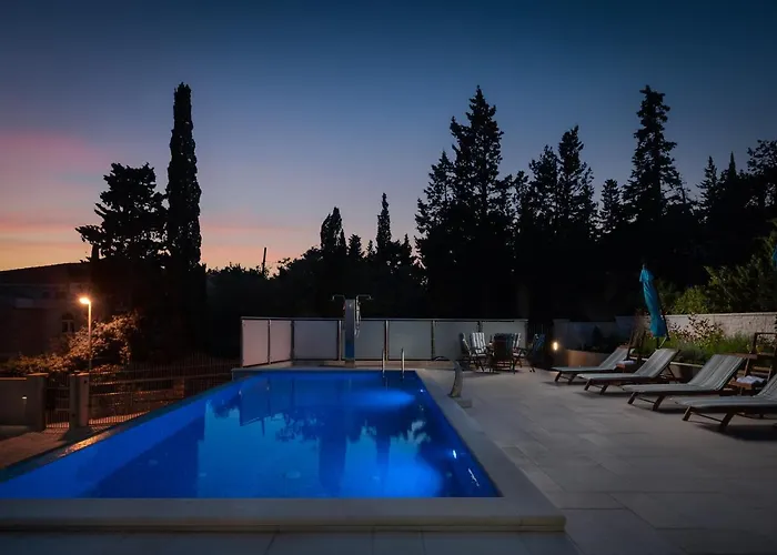 Aqua - Adults Only בית הארחה 4*