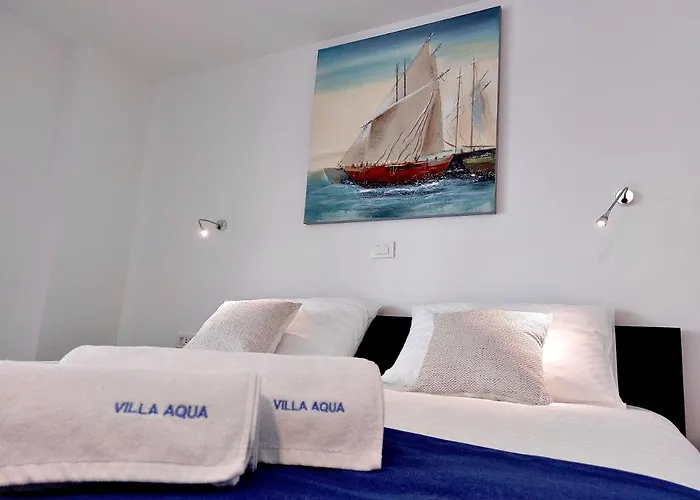 Aqua - Adults Only בול