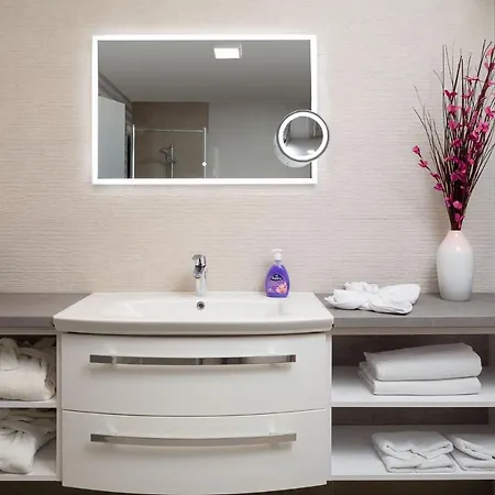 Aqua - Adults Only Guest house
