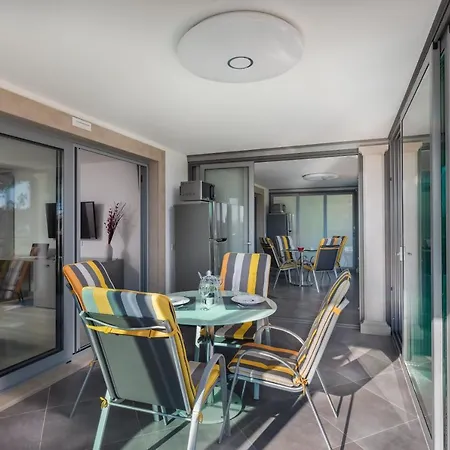 Aqua - Adults Only Guest house Bol