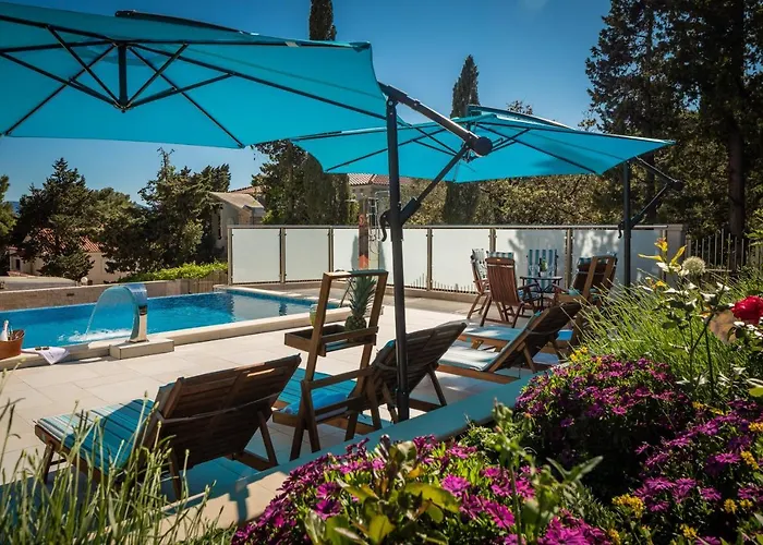 Guest house Aqua - Adults Only 4*