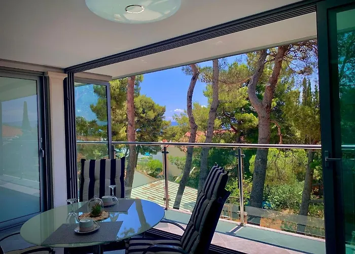 Aqua - Adults Only Guest house Bol